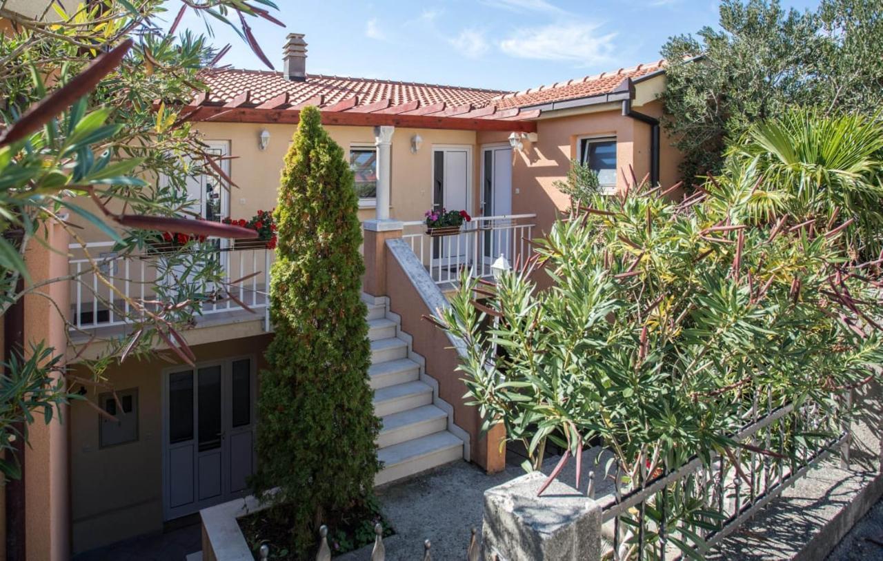 Apartmani Nikoletic Klek Exterior foto